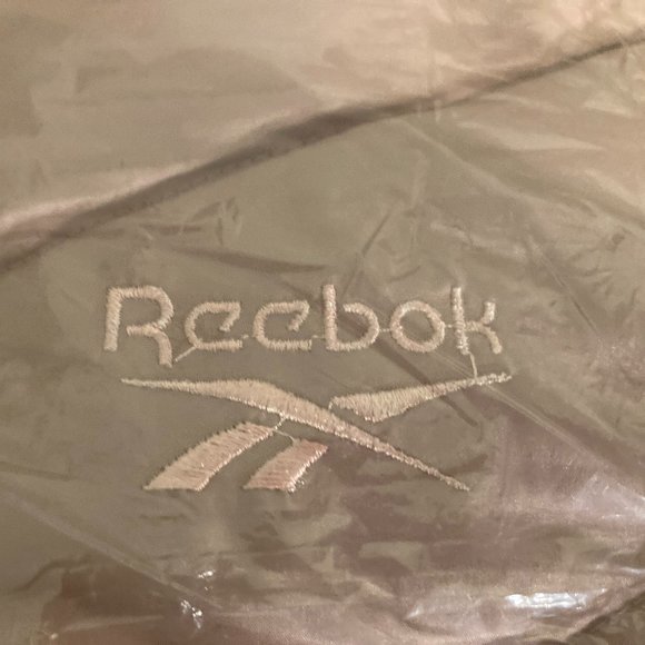 Reebok Womens Reversible Hooded Puffer Coat, Color Dusty Rose, Size Medium, NWT - Picture 12 of 16